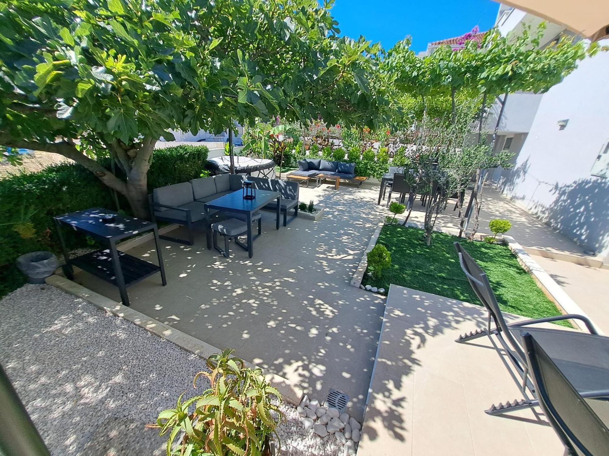 Paulina Harmony Rooms Seget Vranjica Exterior photo